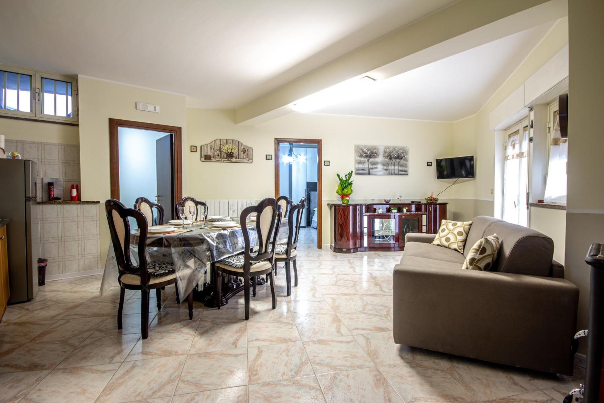 Etna Sunshine Apartments 林瓜格洛萨 外观 照片